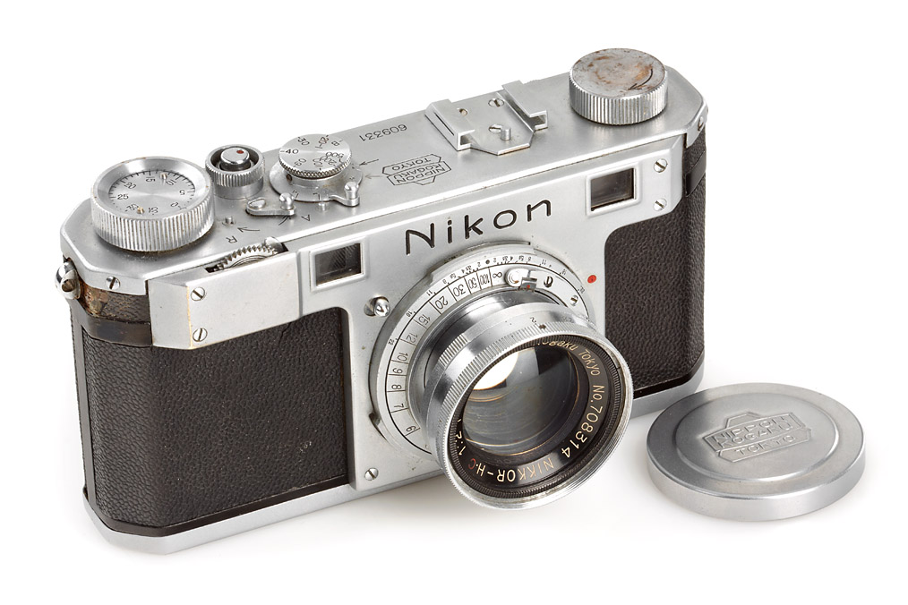 Nikon I