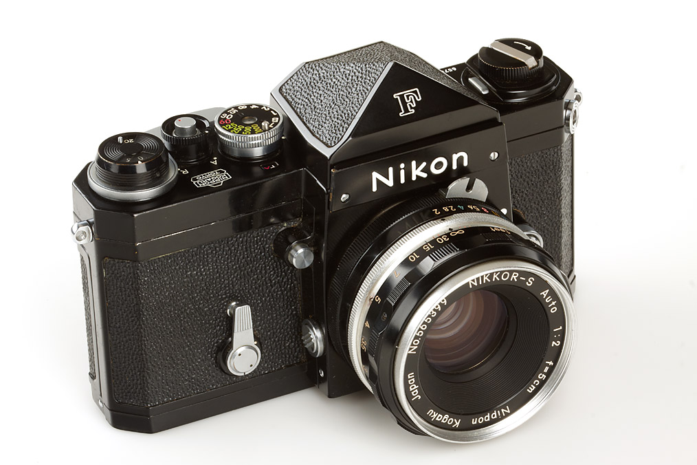 Nikon F Eyelevel Schwarz