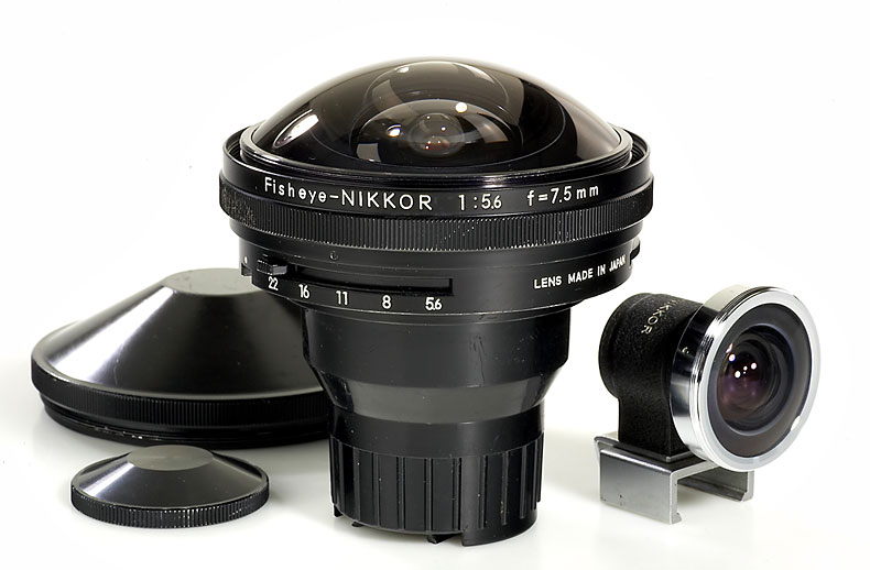 Nikon  Fisheye-Nikkor 5.6/7.5mm Nikon  Fisheye-Nikkor 5.6/7.5mm