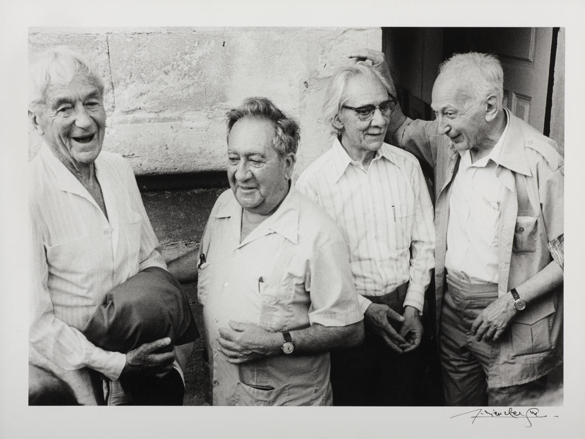 LUCIEN CLERGUE (* 1934) Jacques-Henri Lartigue, Aaron Siskind, Manuel Álvarez Bravo, André Kertész, Arles 1979 LUCIEN CLERGUE (* 1934) Jacques-Henri Lartigue, Aaron Siskind, Manuel Álvarez Bravo, André Kertész, Arles 1979