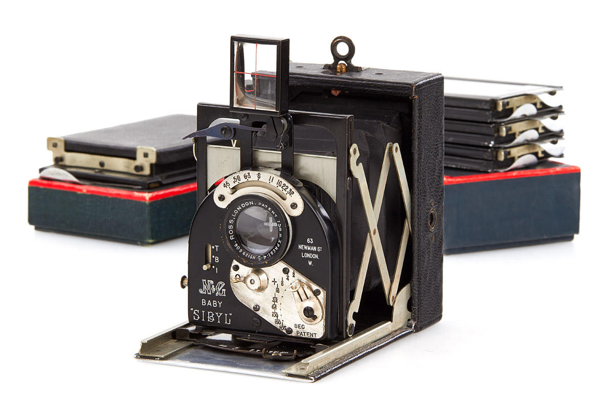 Newman & Guardia Baby Sibyl