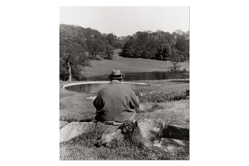 Philippe Halsman (1906-1979), Winston Churchill von hinten / Winston Churchill from behind