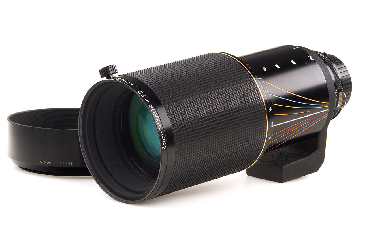 Nikon Zoom-Nikkor 2.8/80-200mm ED
