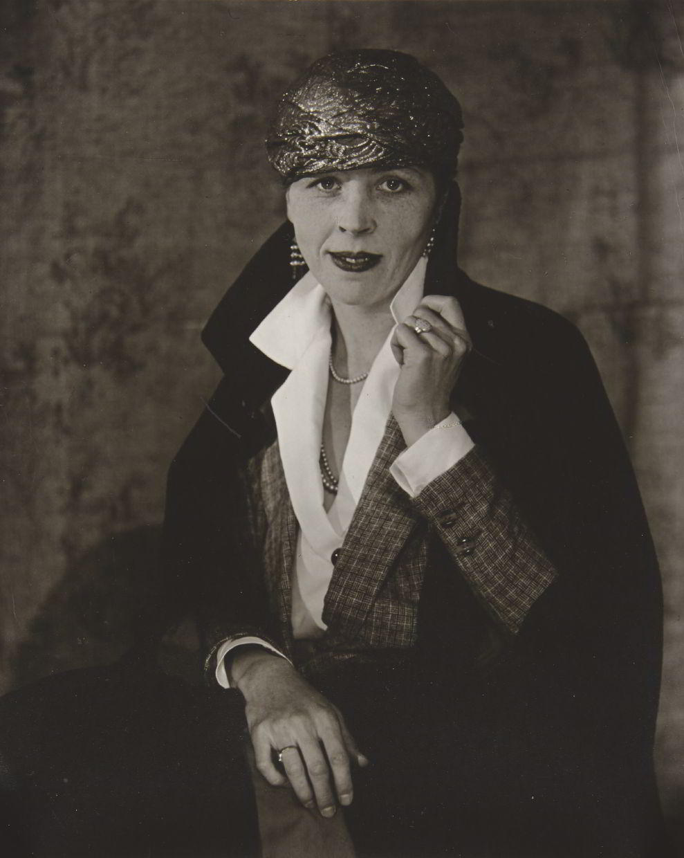 BERENICE ABBOTT (1898–1991) Djuna Barnes, Paris 1930 BERENICE ABBOTT (1898–1991) Djuna Barnes, Paris 1930