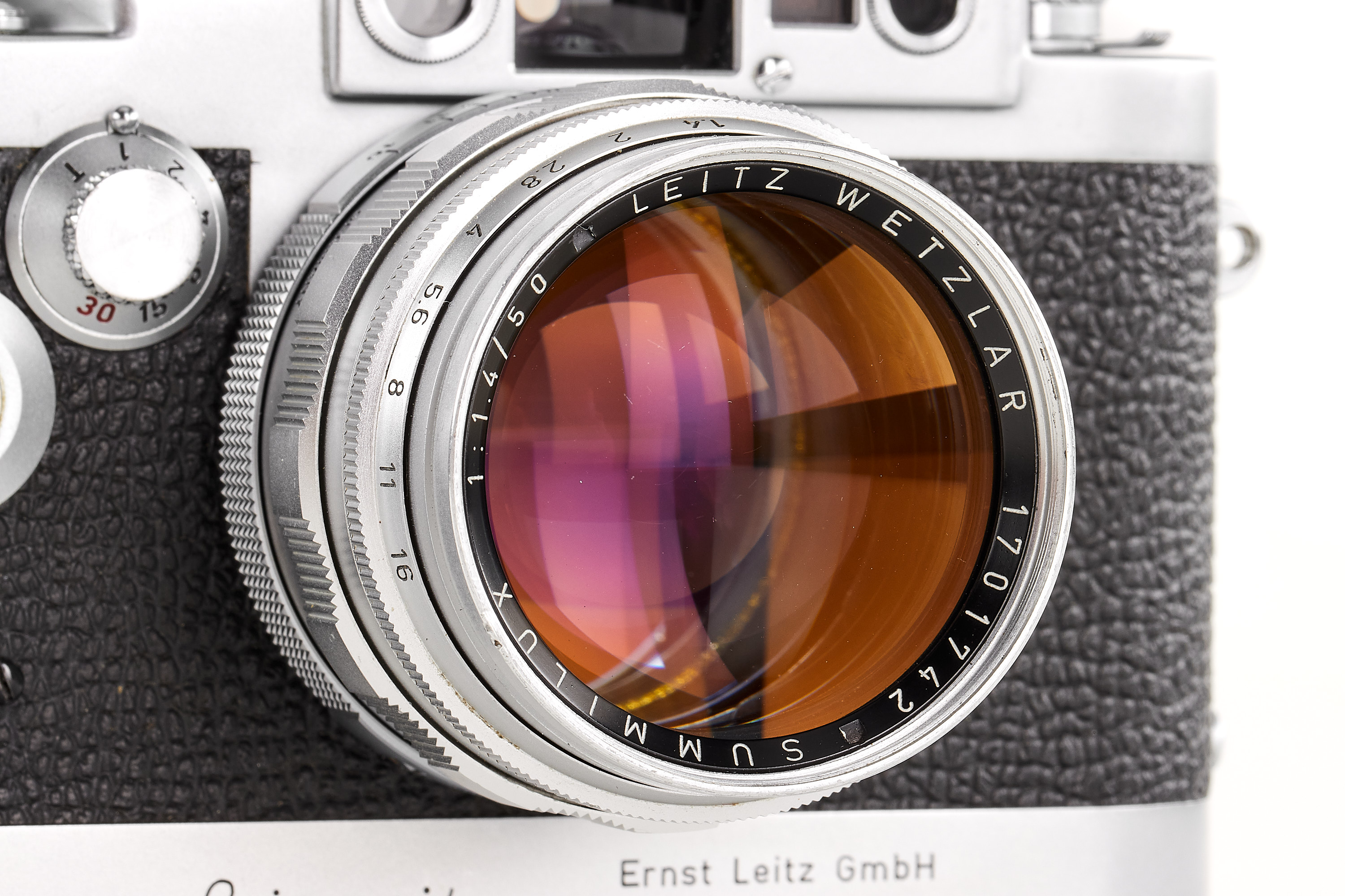 Leica IIIg with Summilux 1.4/50mm and Leicavit *