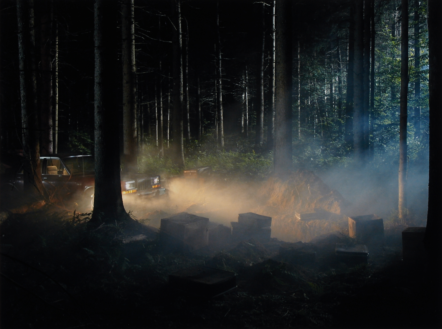 GREGORY CREWDSON (* 1962) Production Still (Man in Woods #4), 2003 GREGORY CREWDSON (* 1962) Production Still (Man in Woods #4), 2003