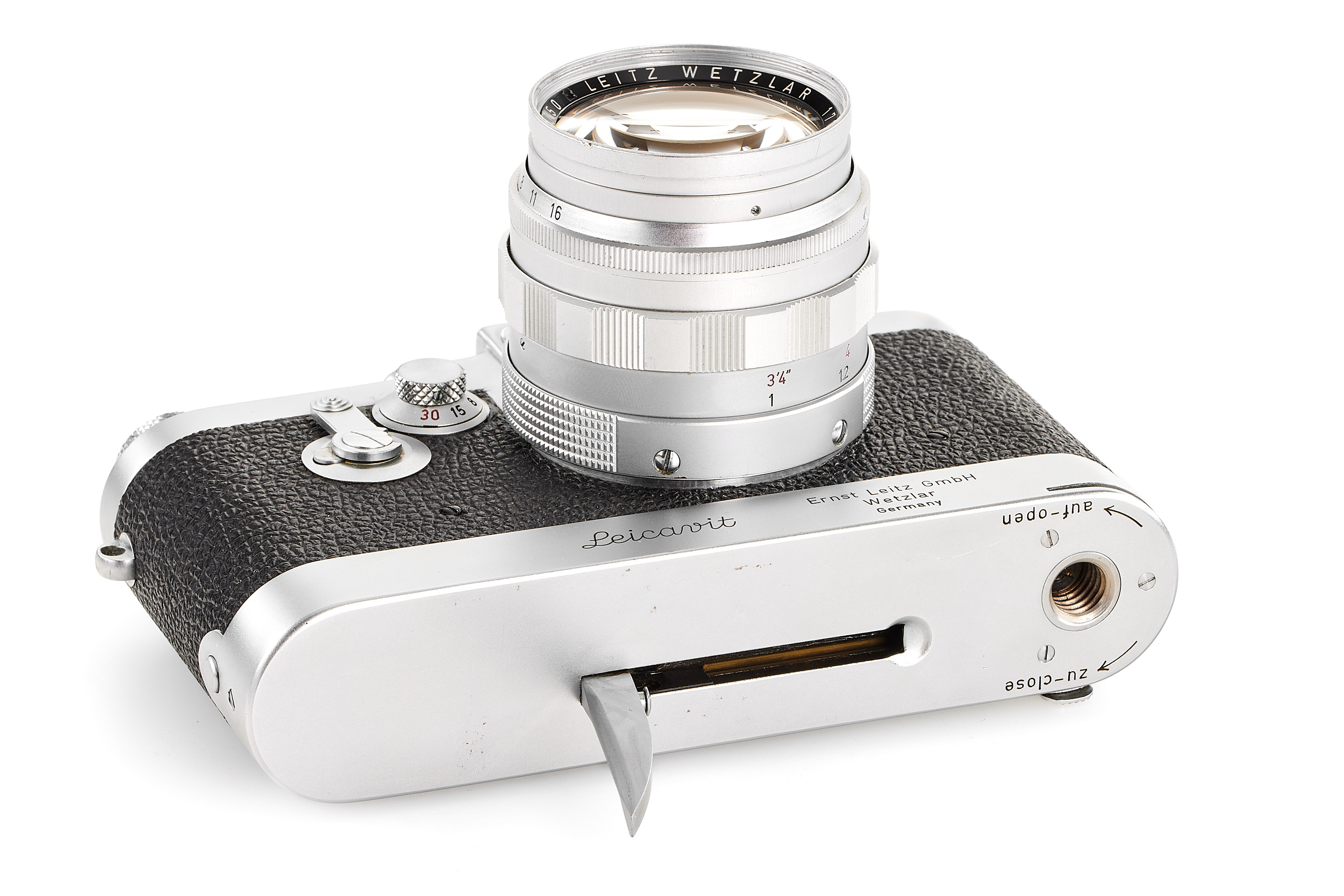Leica IIIg with Summilux 1.4/50mm and Leicavit *