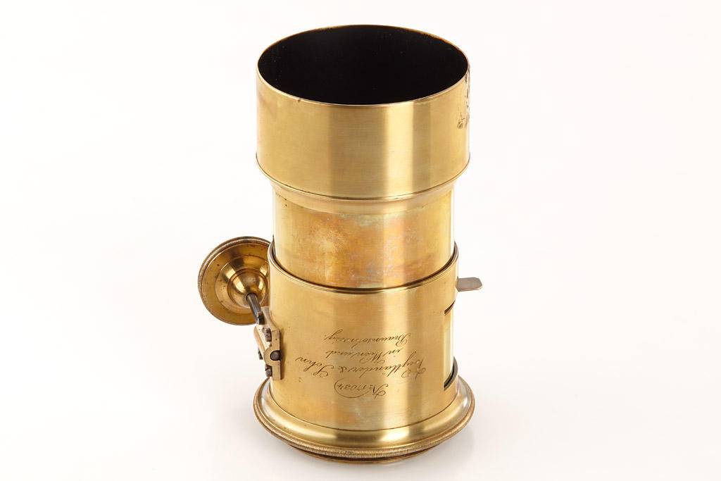 Voigtländer Petzval Lens