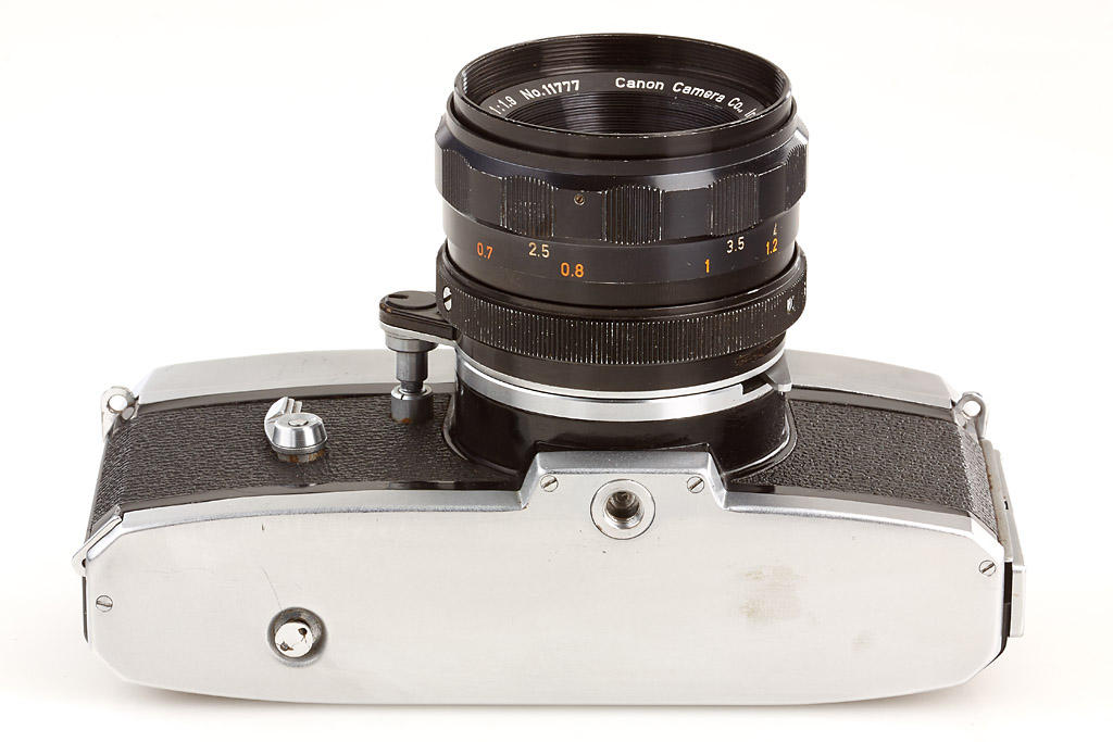 MAMIYA SEKOR F.C. 1.7/58 Prismat NP用 Mamiya Prismat NP 35mm SLR Film Camera with F.C. 58mm f/1.7