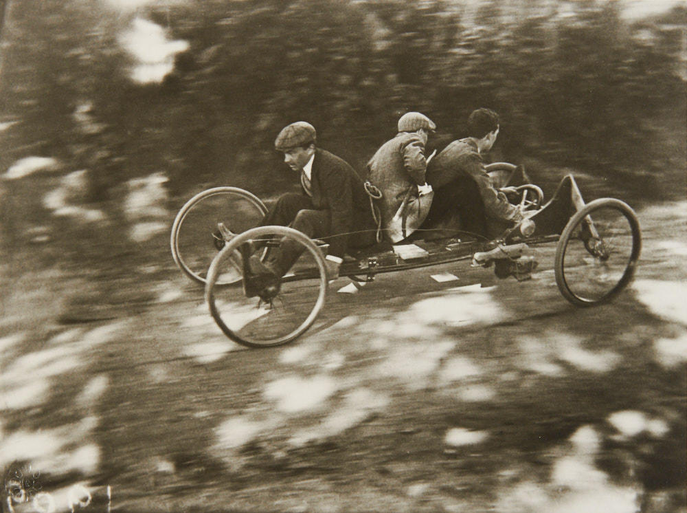 JACQUES-HENRI LARTIGUE (1894–1986) ‘Zissou conduisant son bob à 4 roues’ Août 1910