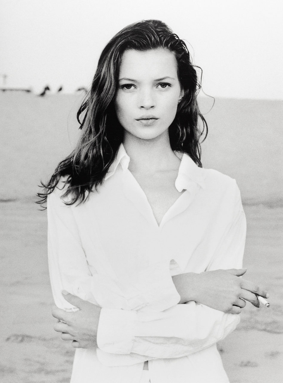 CHRISTOPH MARTIN (* 1961) - Kate Moss, Venice Beach 1992 CHRISTOPH MARTIN (* 1961) - Kate Moss, Venice Beach 1992