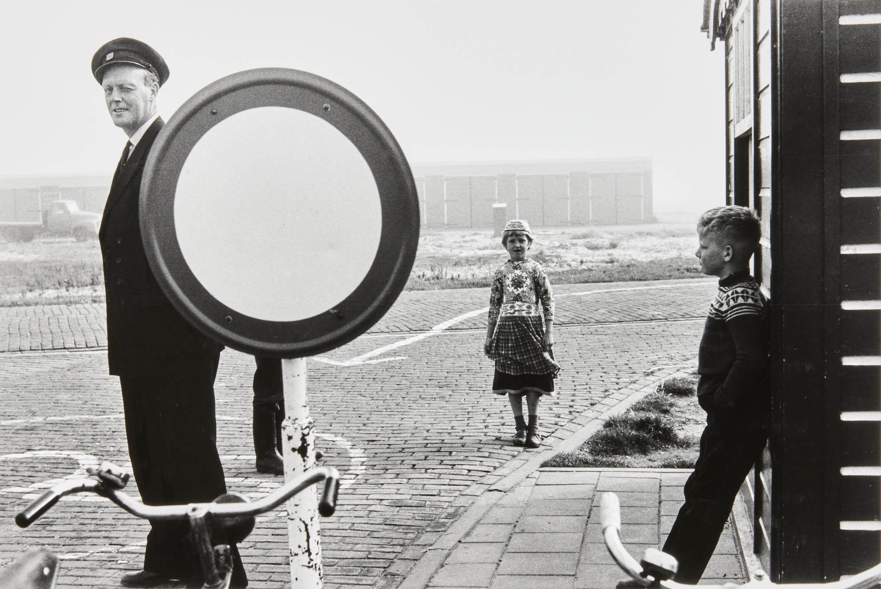 LOUIS STETTNER (1922–2016) - Parking lot, Volendam, Holland 1962* LOUIS STETTNER (1922–2016) - Parking lot, Volendam, Holland 1962*