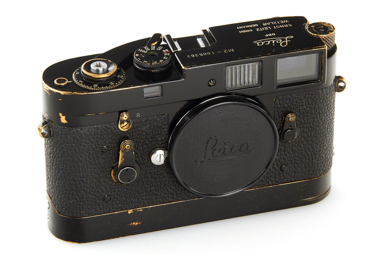 M2 black paint + Leicavit MP black paint