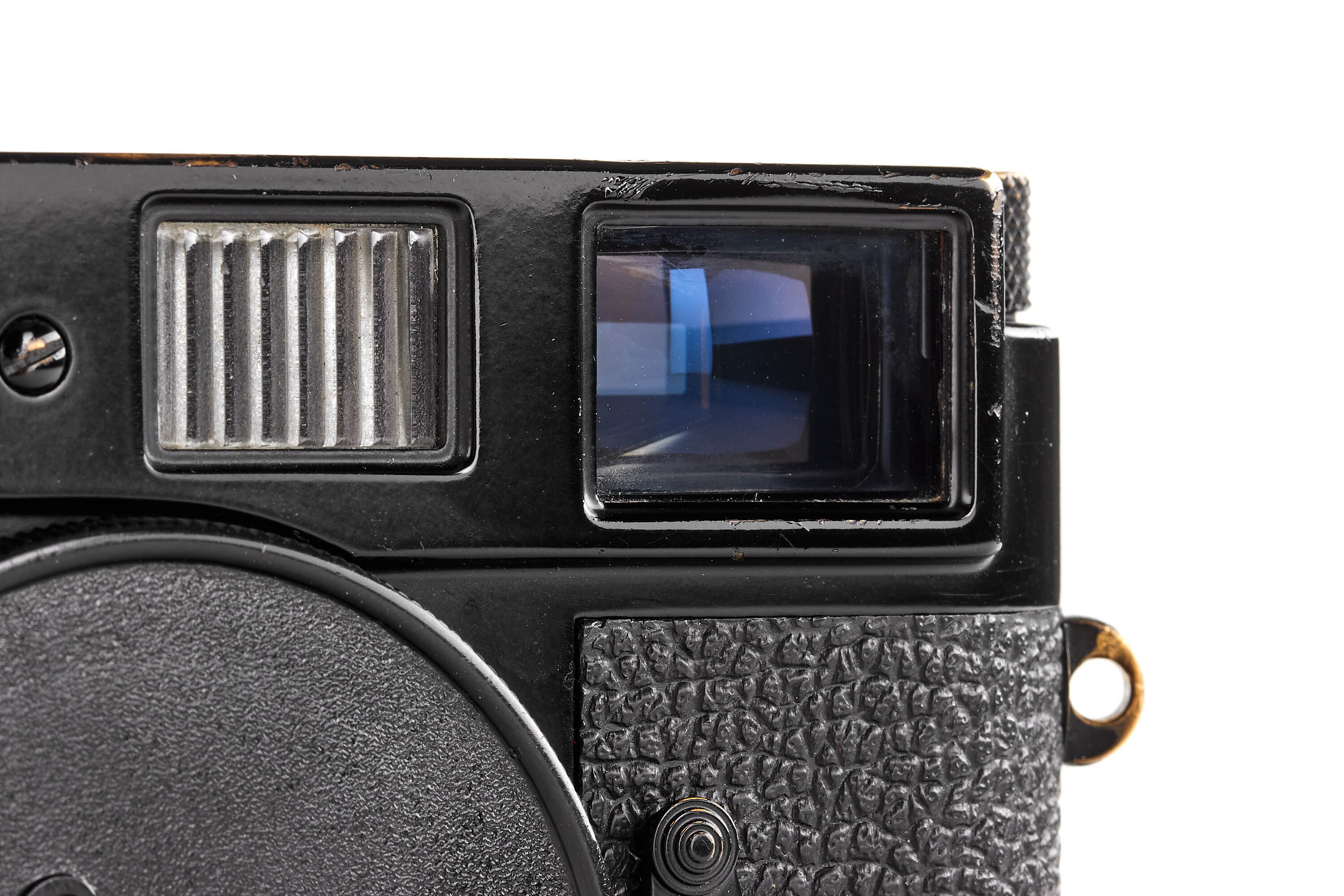 Leica M2 black paint with Leicavit MP