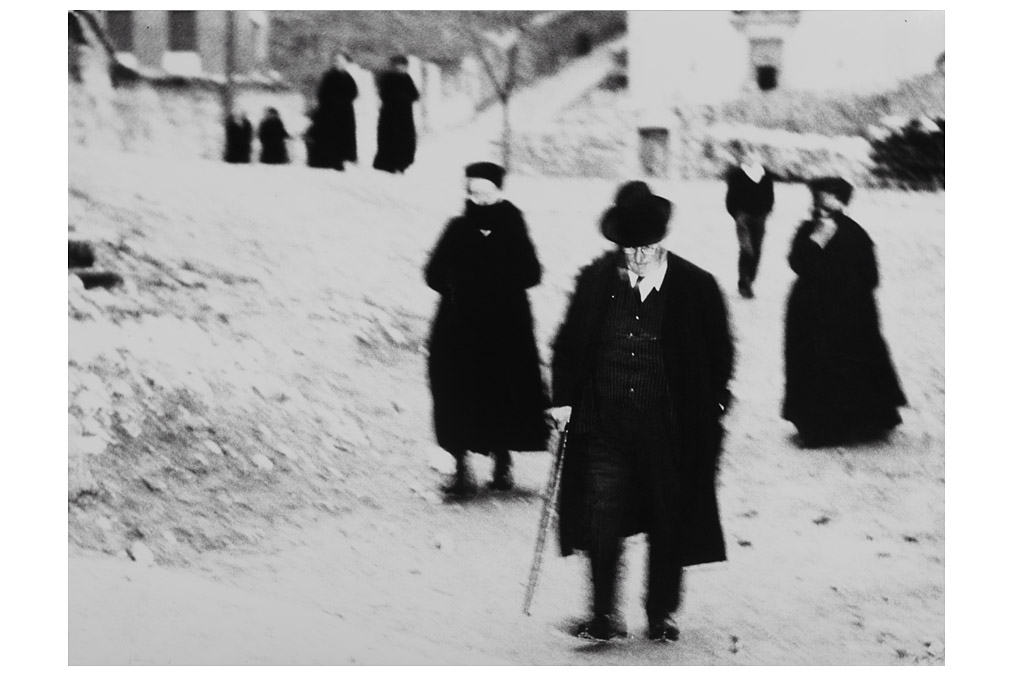 Old man (from the Series "Scanno"), Mario Giacomelli (1925 - 2000)