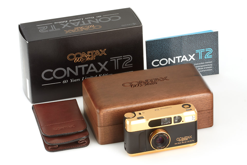 CONTAX T2 ゴールド Carl Zeiss Sonnar #1132 CONTAX T2 ゴールド Carl Zeiss Sonnar #1132 CONTAX T2 Carl