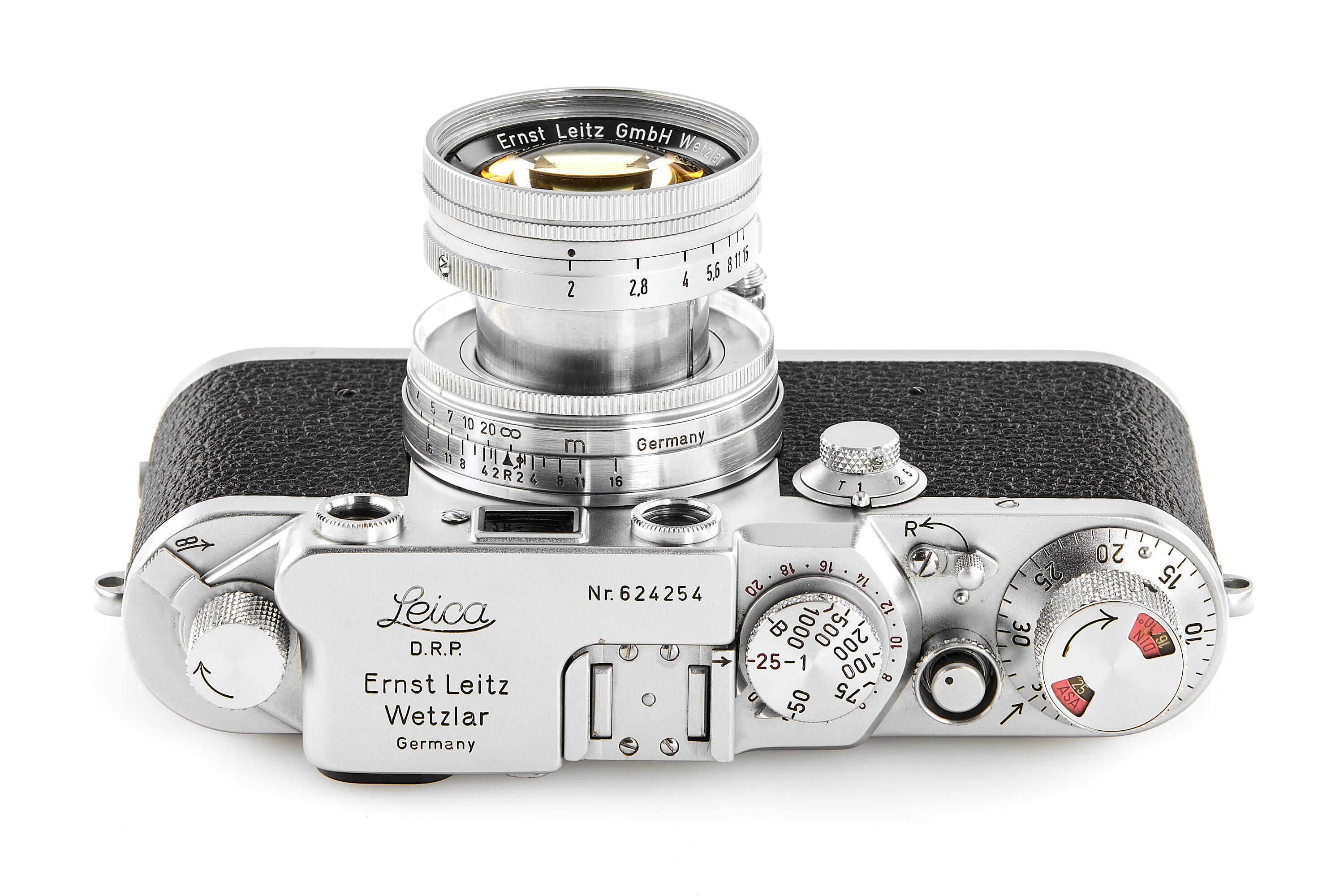 Leica IIIf with Summicron 2/5cm