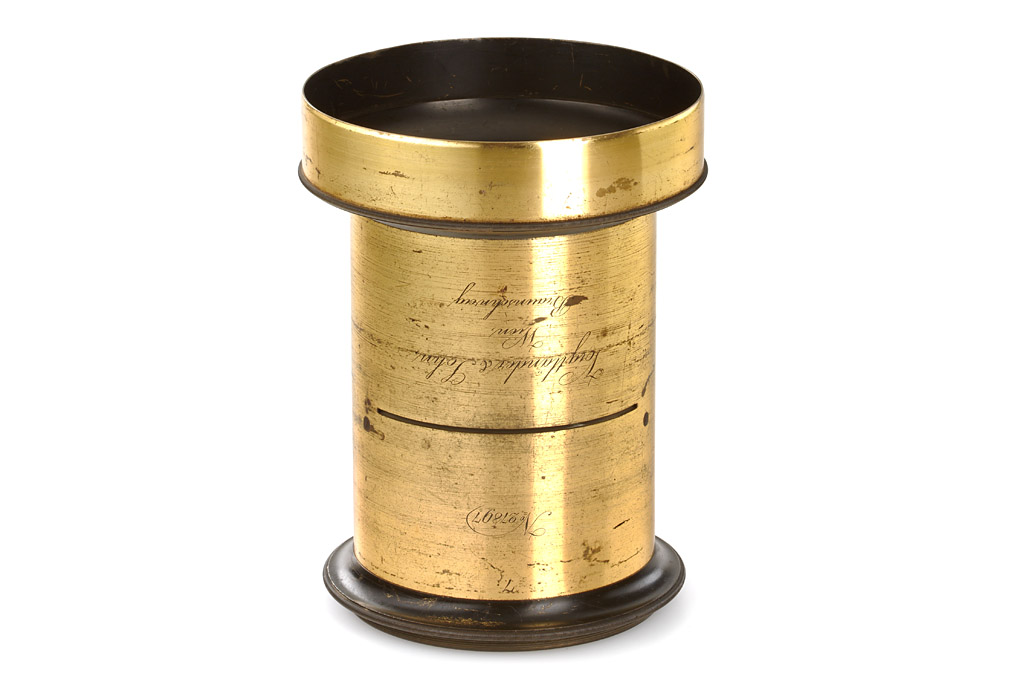 VoigtlÃ¤nder Euryskop 7 (R.R. Aplanat)