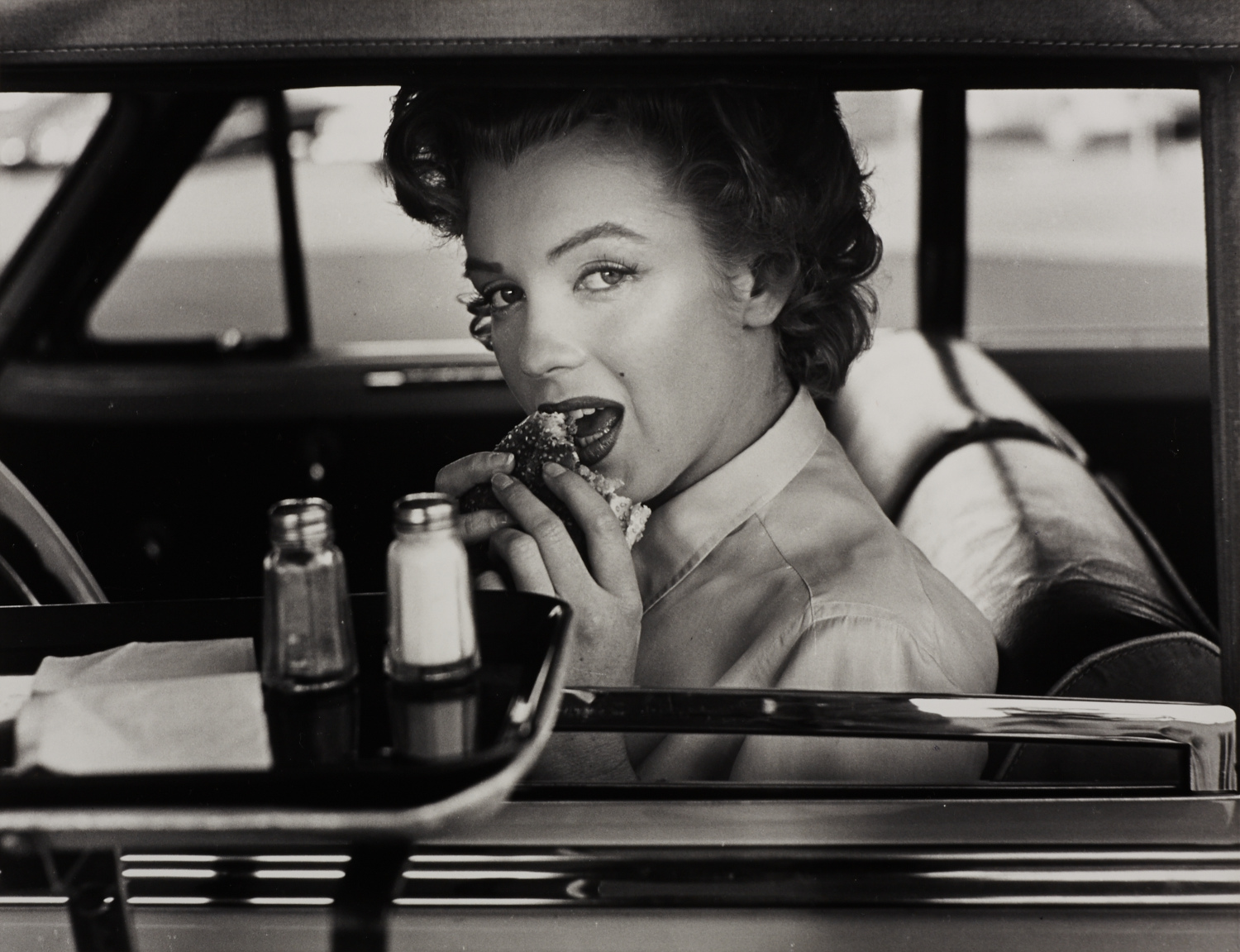 PHILIPPE HALSMAN (1906–1979) Marilyn at the Drive-in, c. 1955 PHILIPPE HALSMAN (1906–1979) Marilyn at the Drive-in, c. 1955