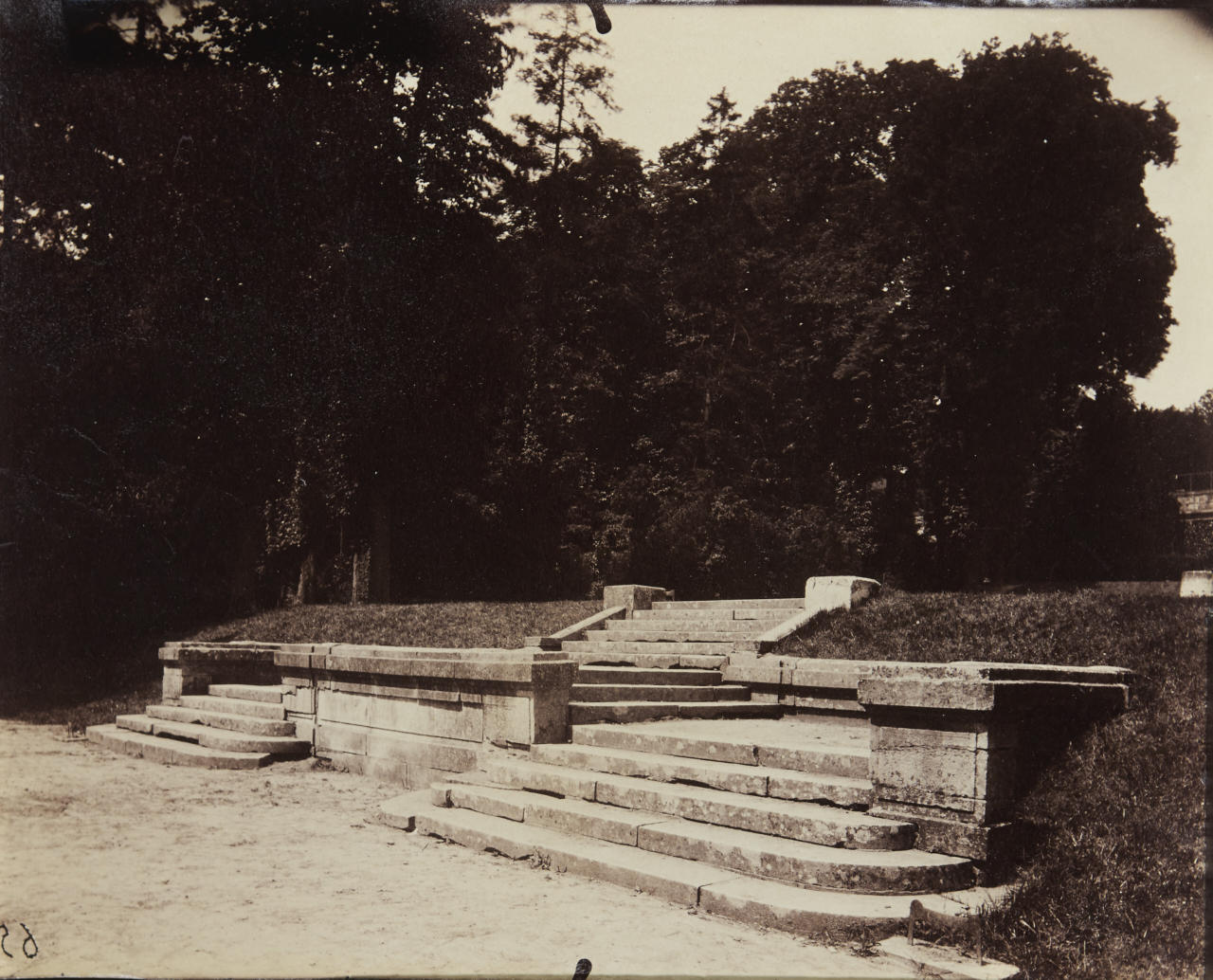 EUGÈNE ATGET (1857–1927) Saint-Cloud, Paris c. 1904