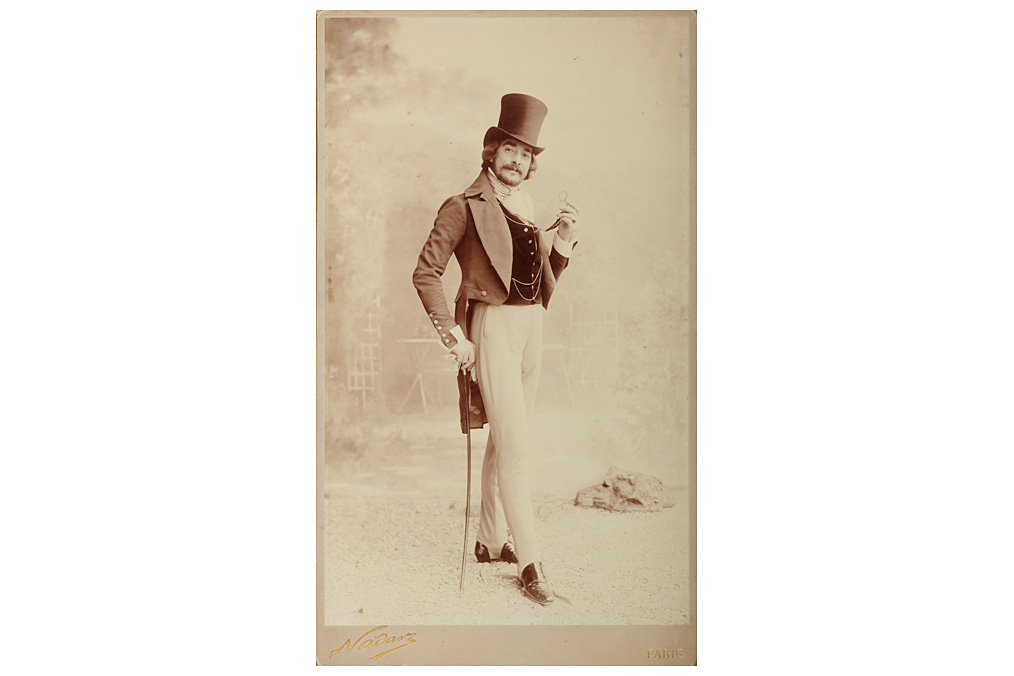 Felix Nadar, Man with tophat