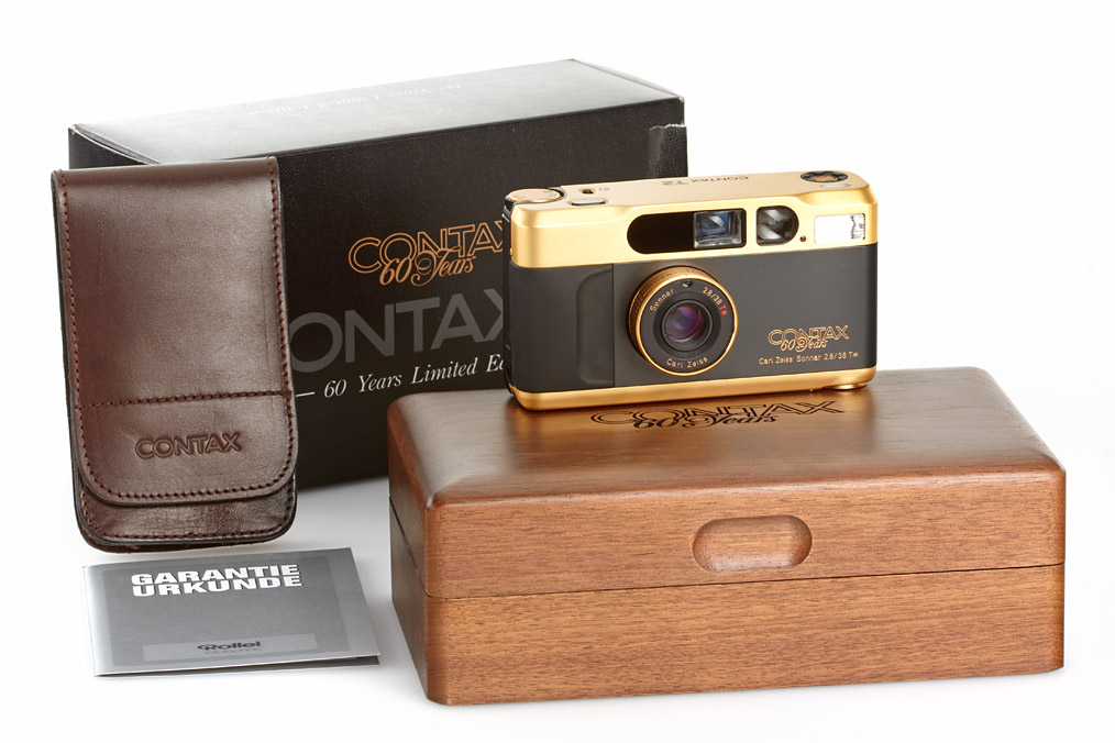 Contax T2 Gold '60 Years'