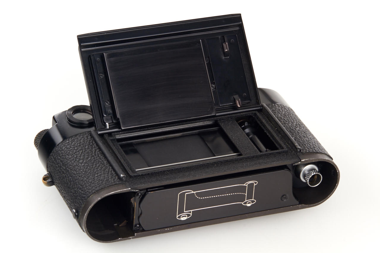 Leica M2 black paint Button Rewind * | A01314