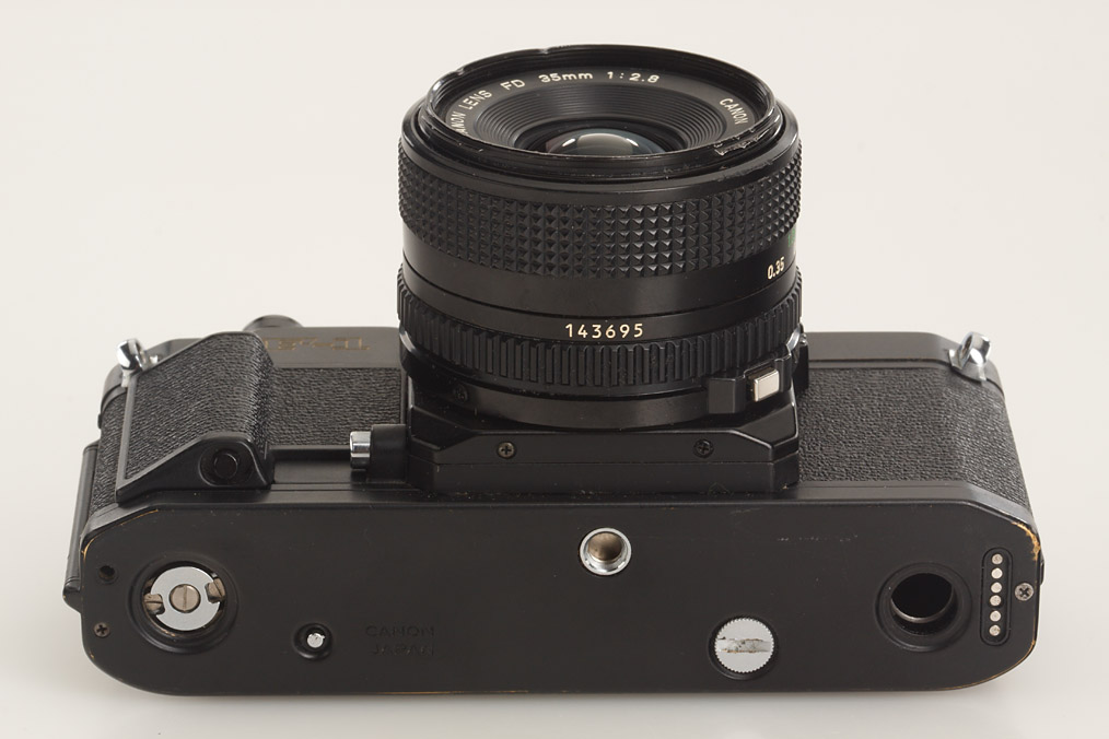 Canon F-1 後期型 ブラック AA2351#1400 Canon F-1 後期型(キヤノン) - 中古カメラ・レンズ買取の専門店