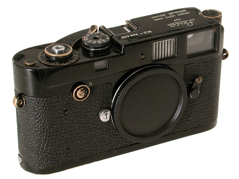 M2 Schwarzlack Druckknopf