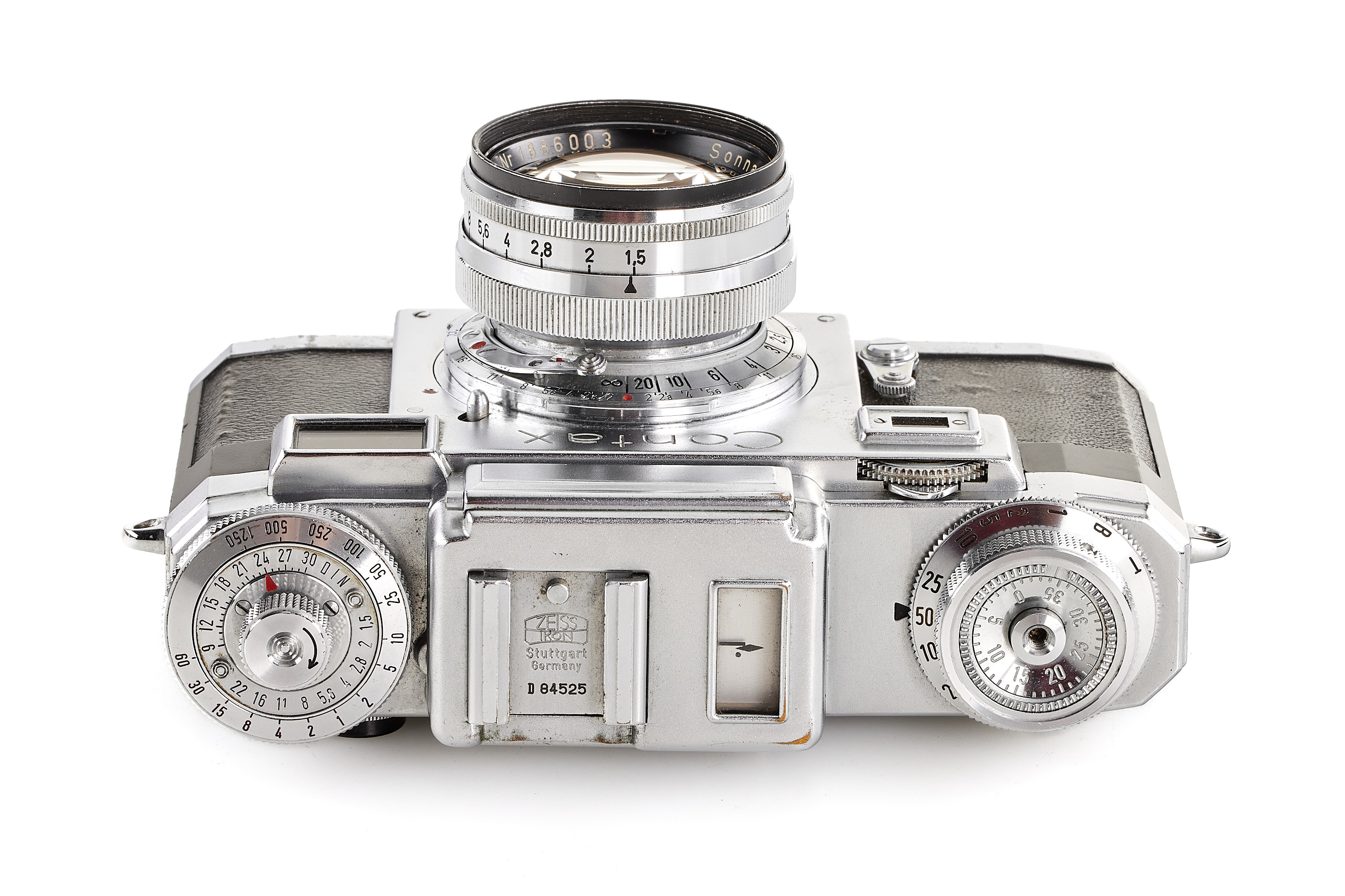 Zeiss Ikon Contax outfit 'René-Jacques'