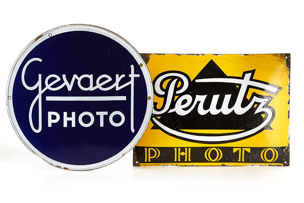 Perutz & Agfa Enamel Sign
