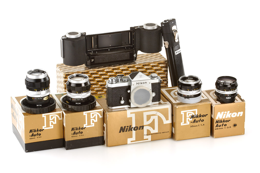 Nikon F Eyelevel Chrome outfit