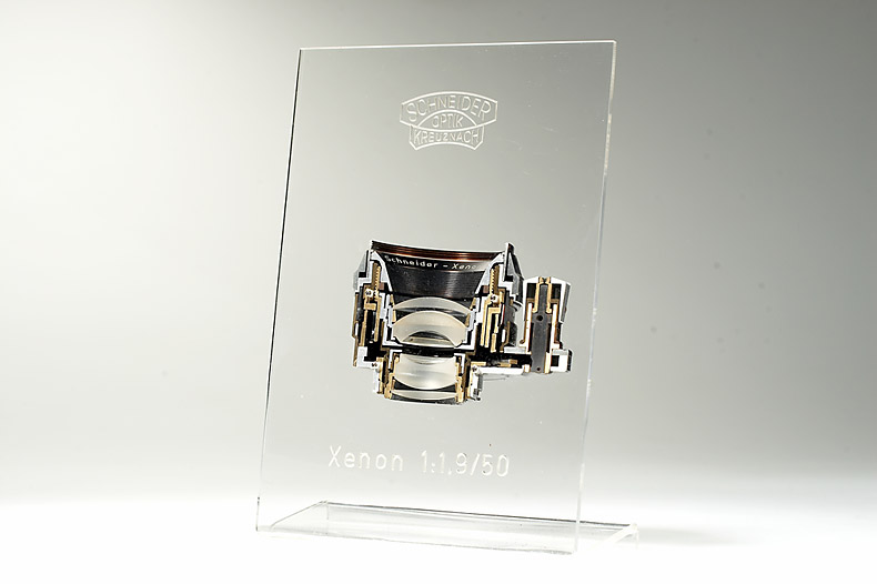 Schneider  Xenon  1.9/50mm Cut-away