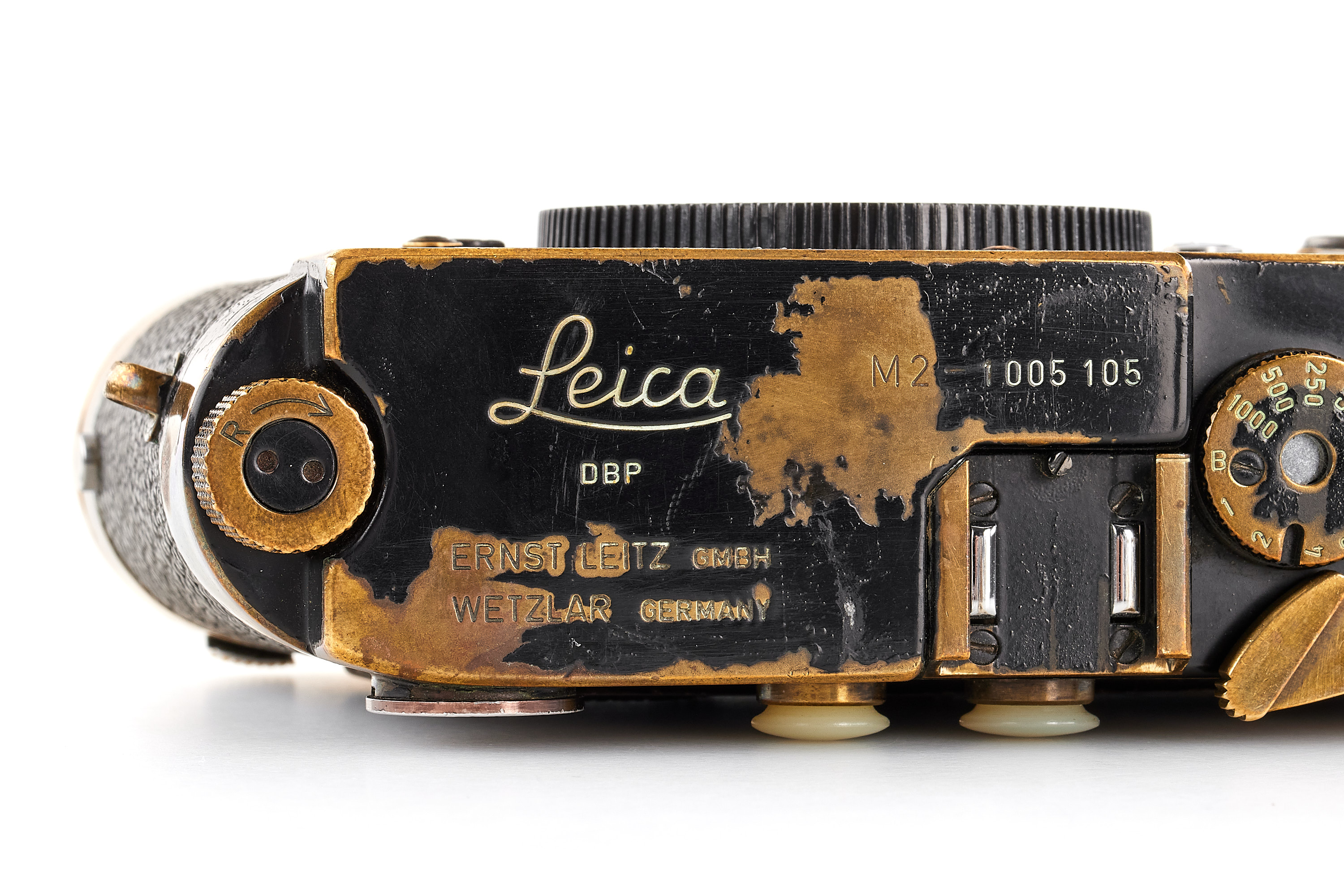 Leica M2 black paint with Leicavit MP