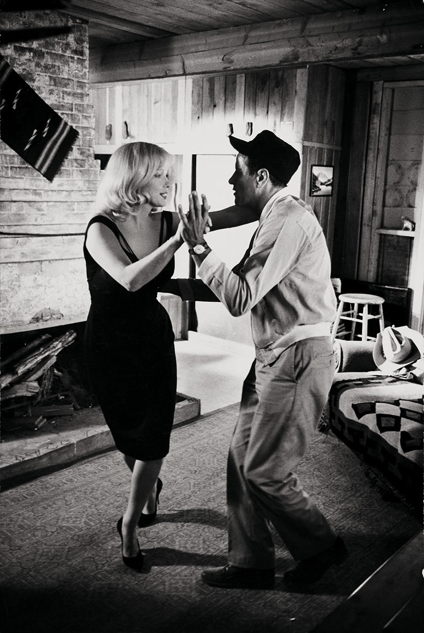 INGE MORATH (1923–2002) Marilyn Monroe having a dance with Eli Wallach (‘The Misfits’), 1960