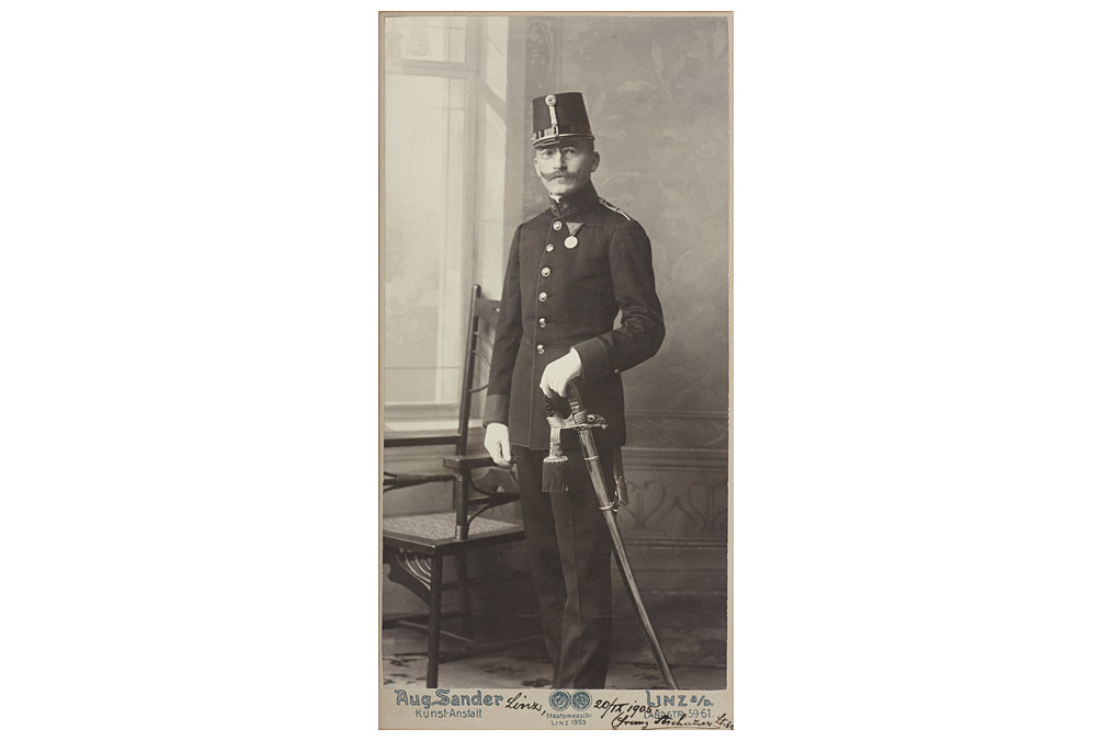 August Sander, Lieutenant Franz Aschauer