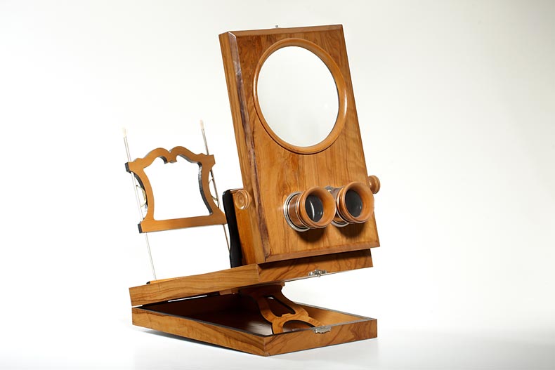 Large French  Graphoscope