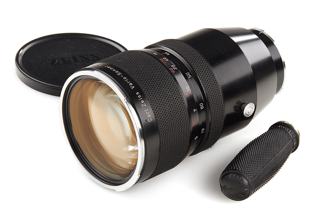 Carl Zeiss Vario-Sonnar 2.8/40-120mm