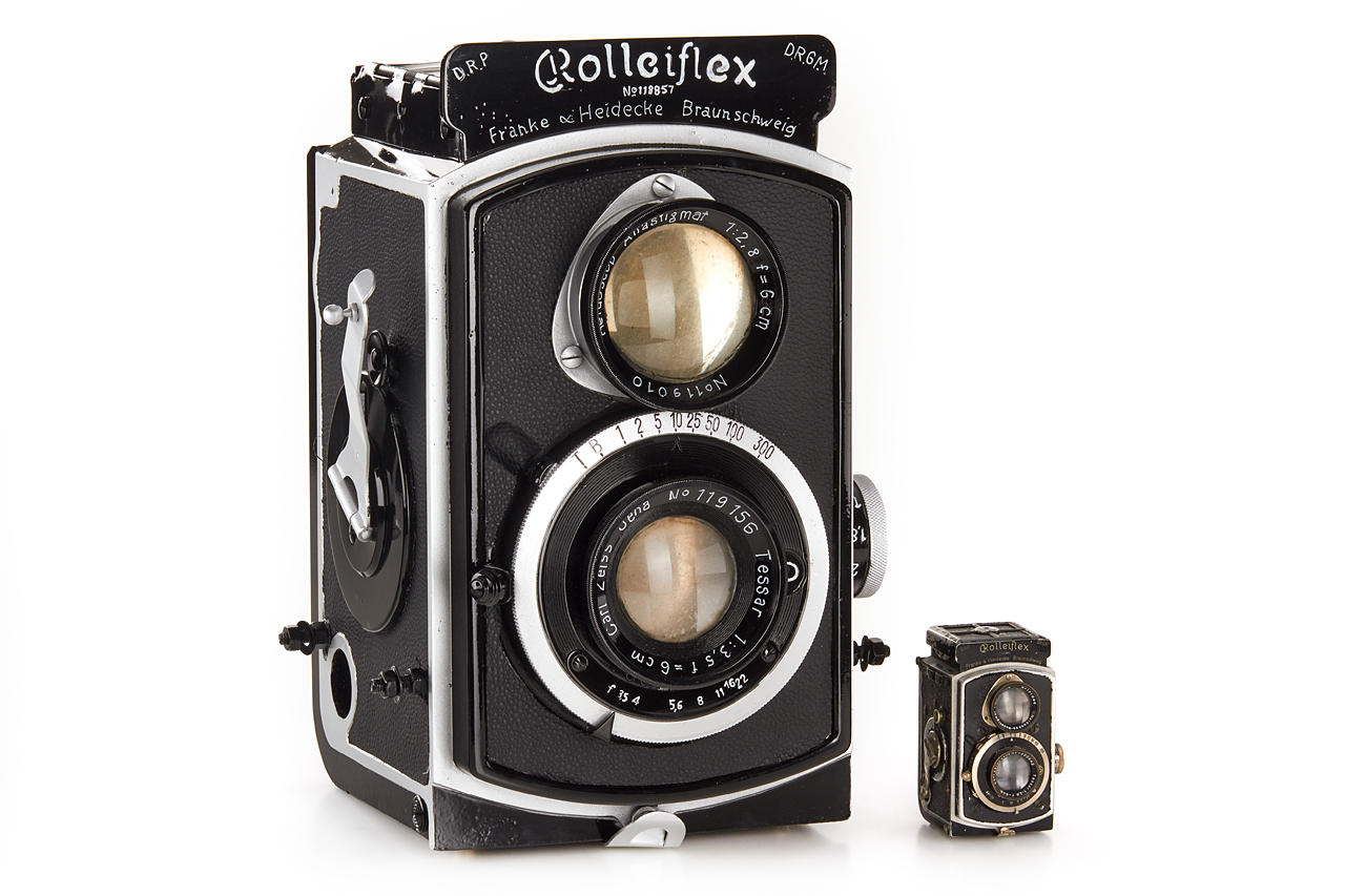 Rolleiflex 4x4 Oversized Model