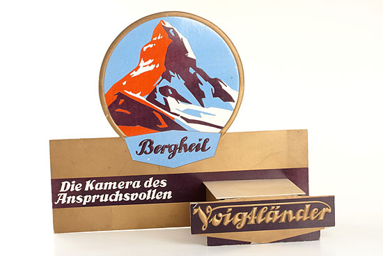Voigtlander Bergheil Display