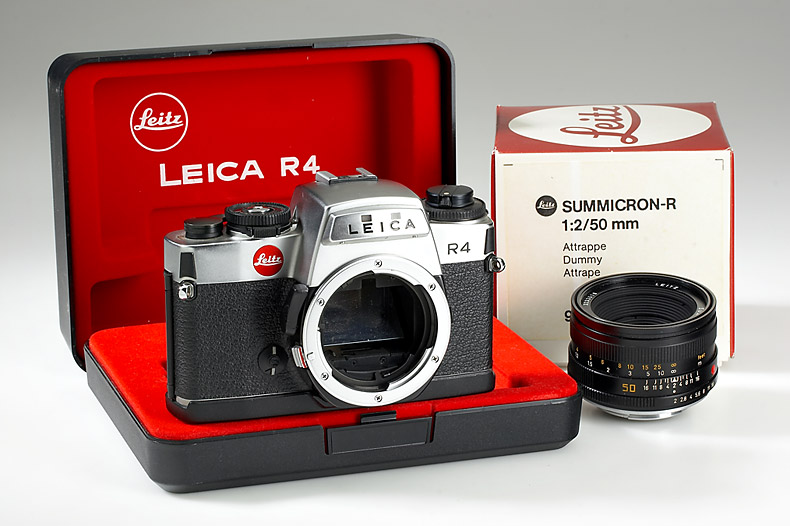 R4 chrome + 2/50mm Dummy