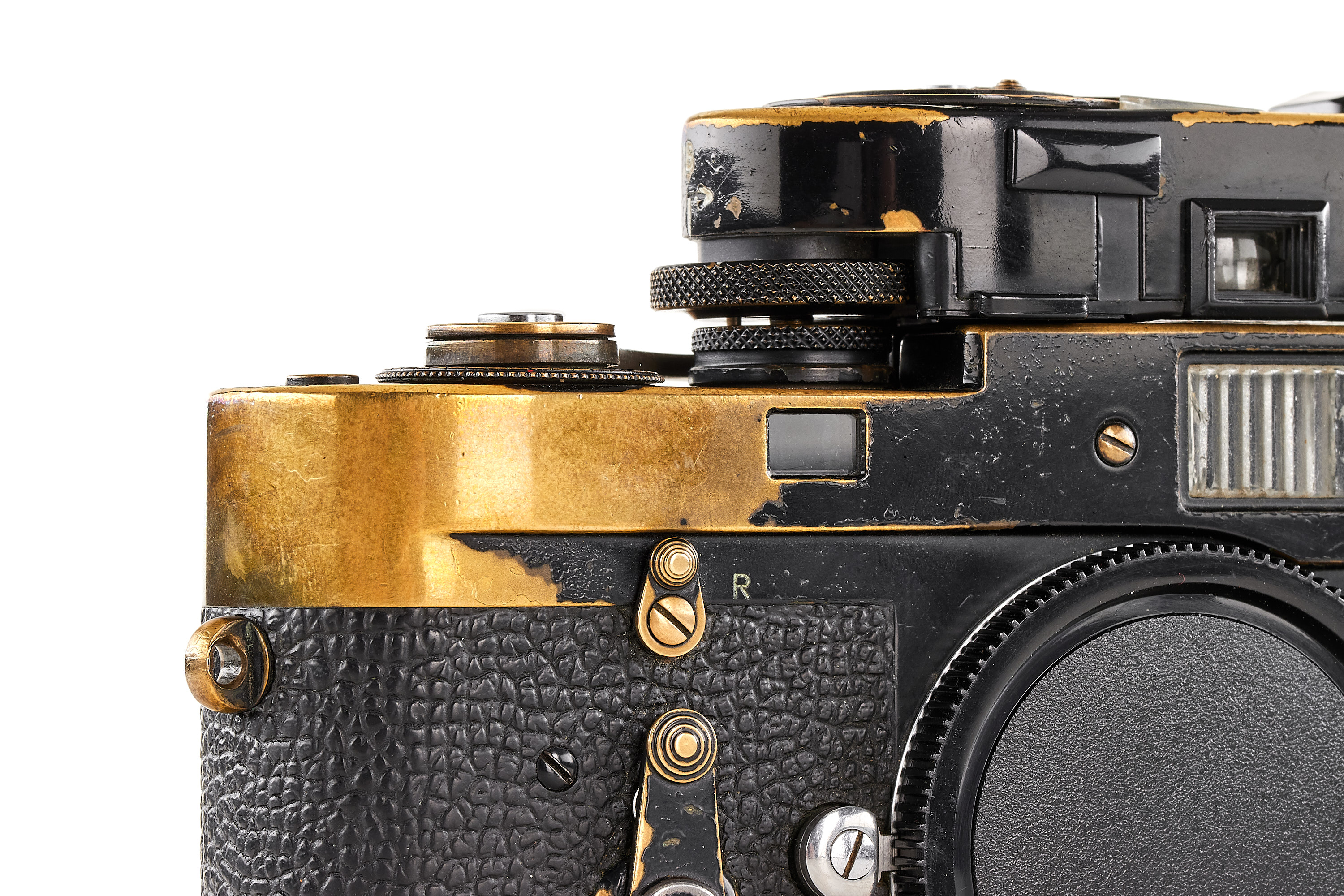 Leica M2 black paint with Leicavit MP