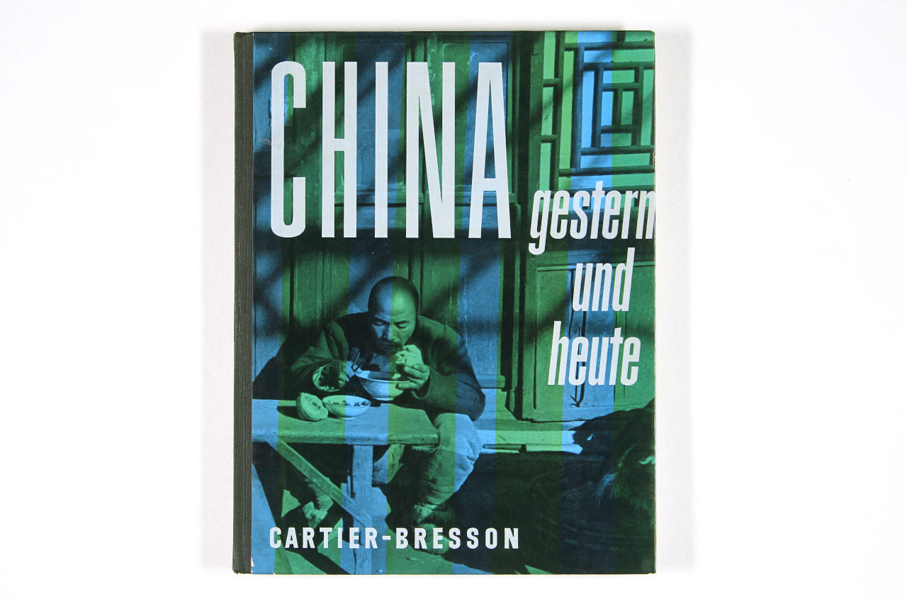HENRI CARTIER-BRESSON (1908–2004) ‘CHINA gestern und heute’, Düsseldorf: Karl Rauch Verlag, 1955 HENRI CARTIER-BRESSON (1908–2004) ‘CHINA gestern und heute’, Düsseldorf: Karl Rauch Verlag, 1955