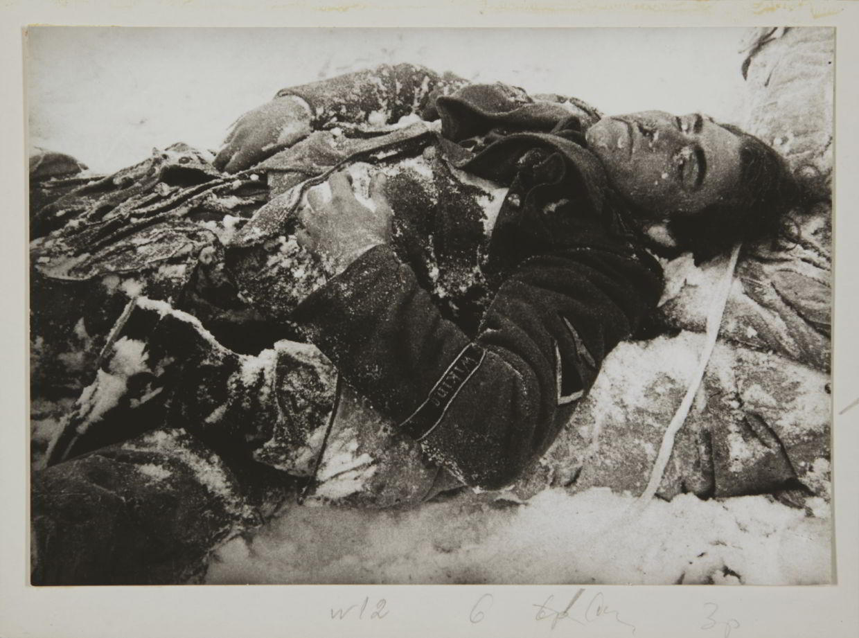 GALINA SANKO (1904–1981) Gefallener Soldat / Fallen soldier, USSR 1941-45 GALINA SANKO (1904–1981) Gefallener Soldat / Fallen soldier, USSR 1941-45