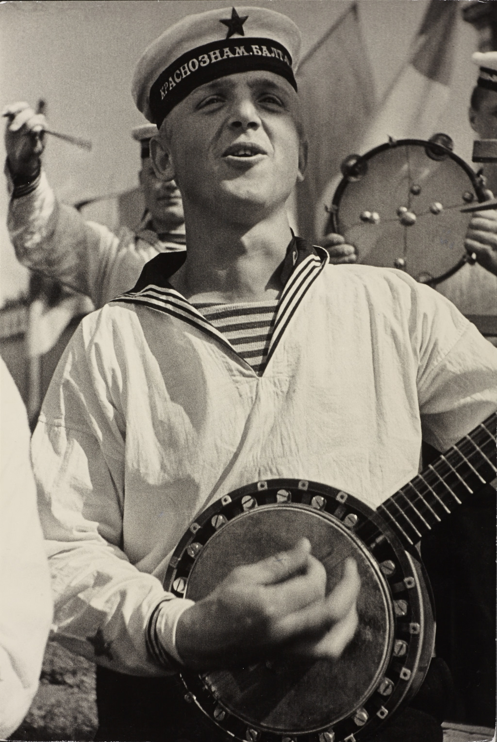 JAKOV CHALIP (1908–1980) Konzert auf dem Kriegsschiff / Concert on the battleship ‘Marat’, 1936