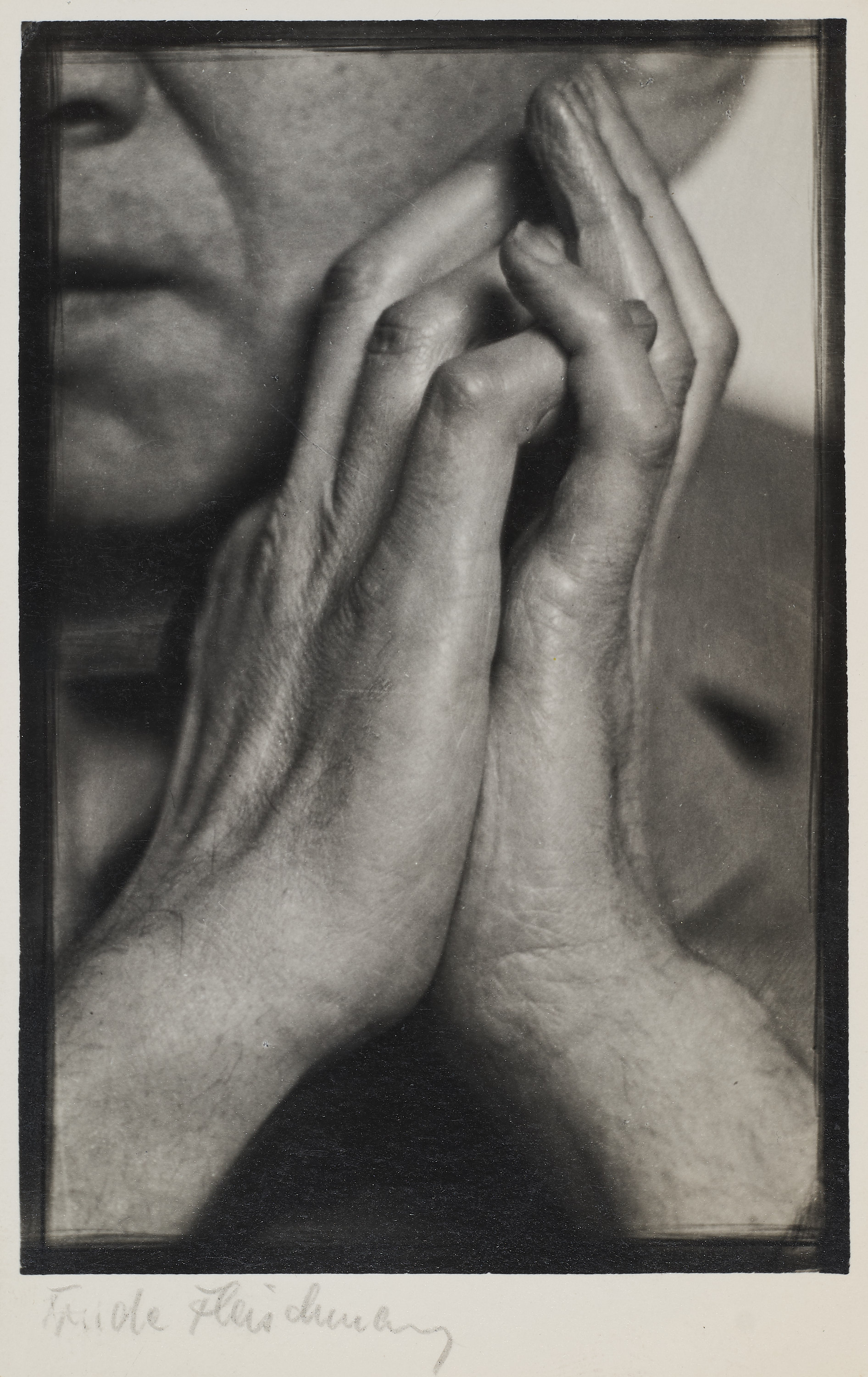 TRUDE FLEISCHMANN (1895–1990) - Hands of the poet Karl Kraus, Vienna 1930