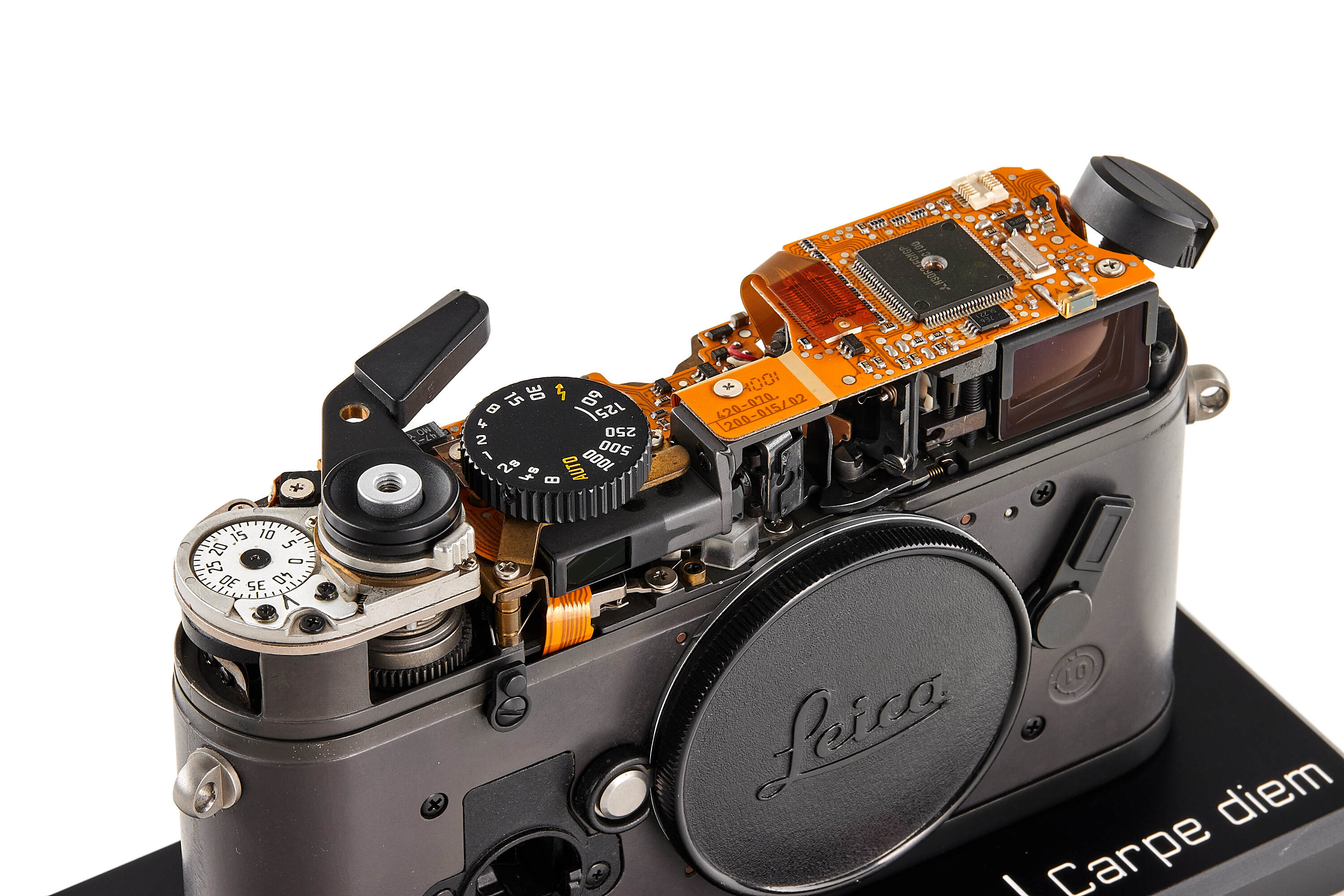 Leica M7 black cut-away model