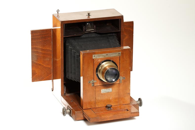 Friede Berlin  Identification Camera