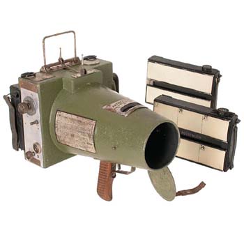 Lechner's   Flugzeugkamera (Aerial camera)