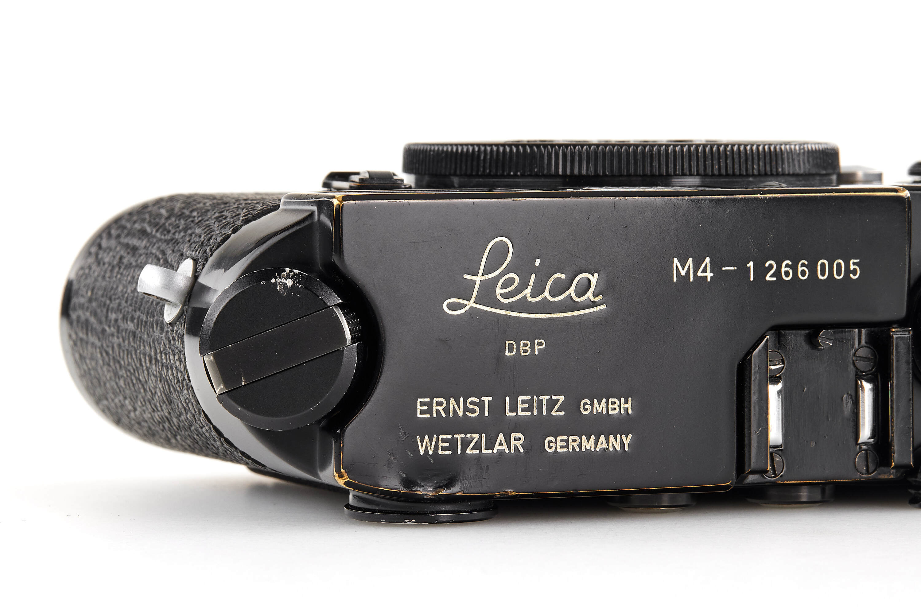 Leica M4 black paint
